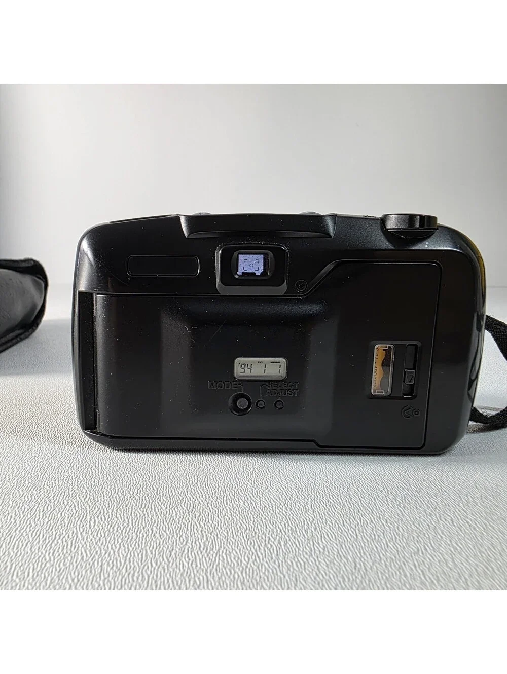 Pentax IQZoom EZY Date 35mm Film Camera W/Pentax Case Tested